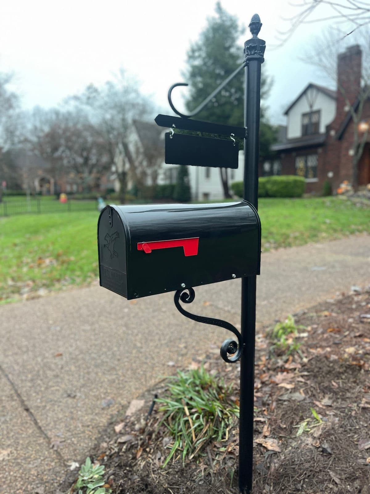 Jackson complete mailbox and post